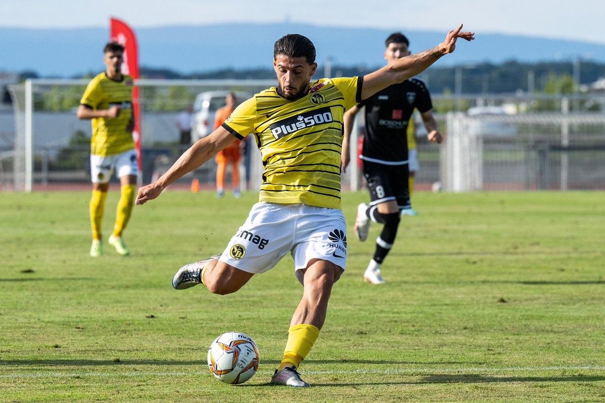 BSC_YB's tweet photo. YB gewinnt das Cupspiel gegen den FC Schoenberg mit 10:1. Fรผr Schoenberg traf sehenswert Faria zum zwischenzeitlichen 1:8, fรผr YB schossen Jankewitz, Nsame (3), Monteiro (2), Chaiwa, Ugrinic, Benito und Imeri die Tore ๐๐ค
#BSCYB #FCSYB https://t.co/yvIVLkc4Dl
