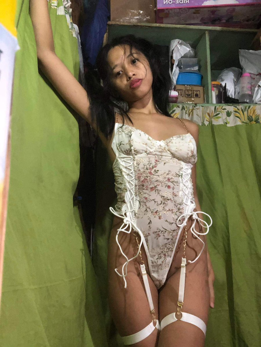 JessicaO__O's tweet photo. https://t.co/enumcvcO9p
Small 18 yr old asian girl looking for some fun 🥰 https://t.co/ikkt3Jurmr