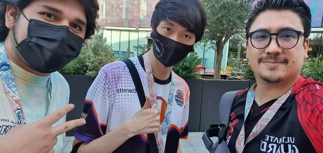 BraveBirds_gg's tweet photo. Gracias por todo Londres 🇬🇧 

¡Nos vemos el siguiente año en Japón 2023🇯🇵! 

¡Brave Birds a volar!🦅🔥🔥🇲🇽

#PokemonWorlds #PokemonWorlds2022 #BraveBirdsLondon2022 #Pokemon #BraveBirds https://t.co/WFHcHznjBP
