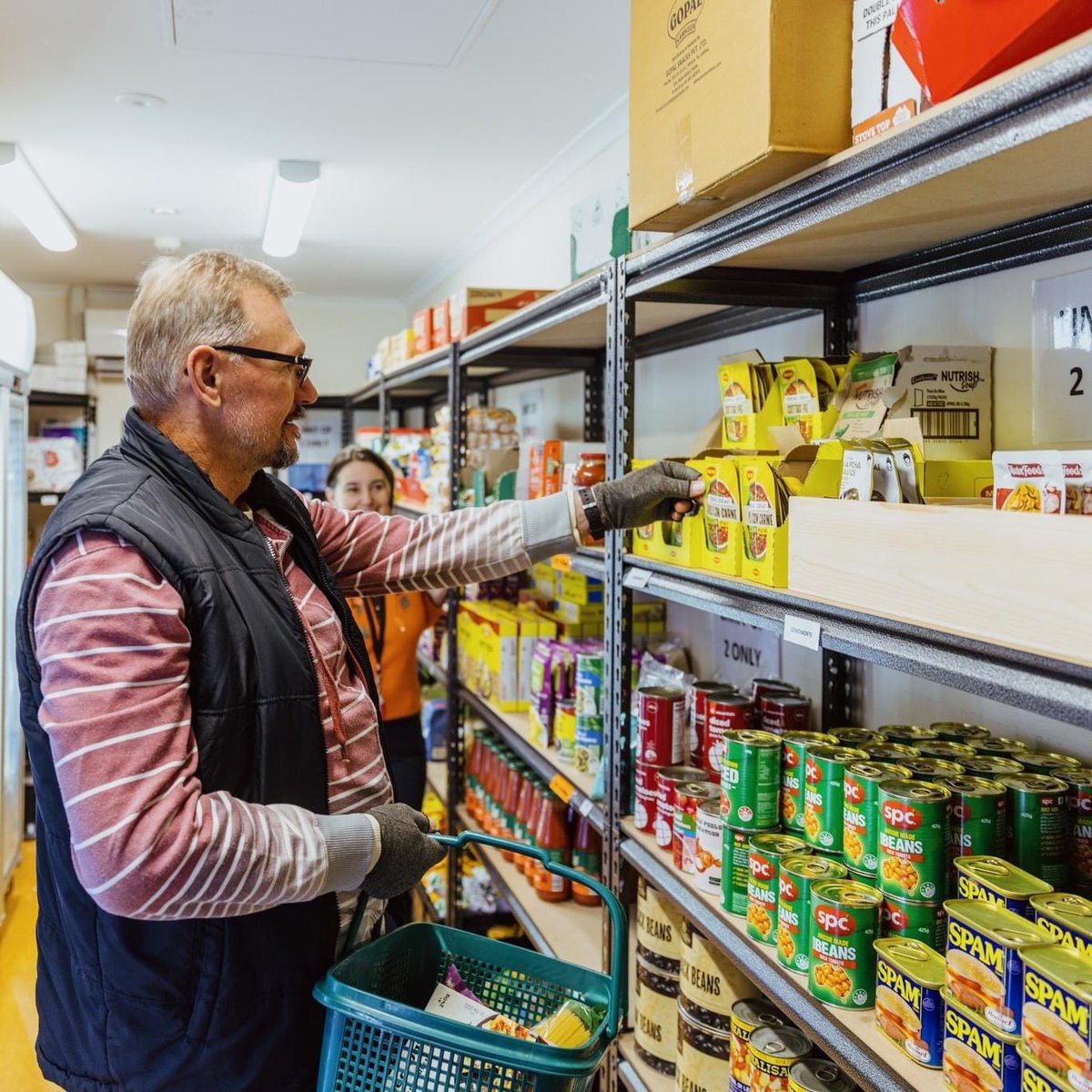 CS1Canberra's tweet photo. Our food pantry hours this week are
π Mon - Tues 10am - 1pm
π Wed- Thurs 1-4pm
Please call 1800 960 938 to book your appointment or for donation enquiries.
#foodpantrycbr #canberralocals #communitysupport #CommunityOperated #foodrescue #foodscarcity #qualitygroceries https://t.co/0oDwxPkxYj