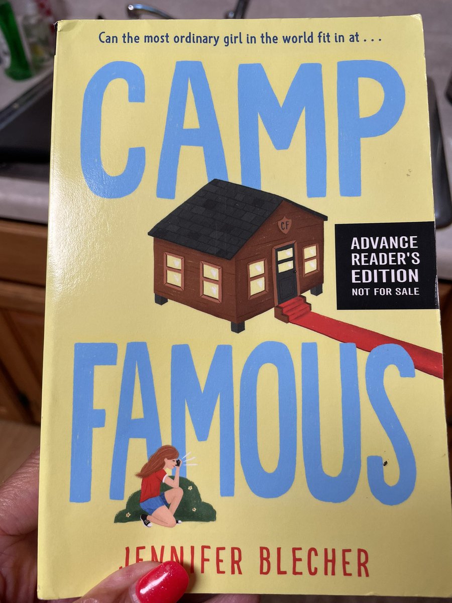 Jennifer Halbur 🤓📚💜 tweet media