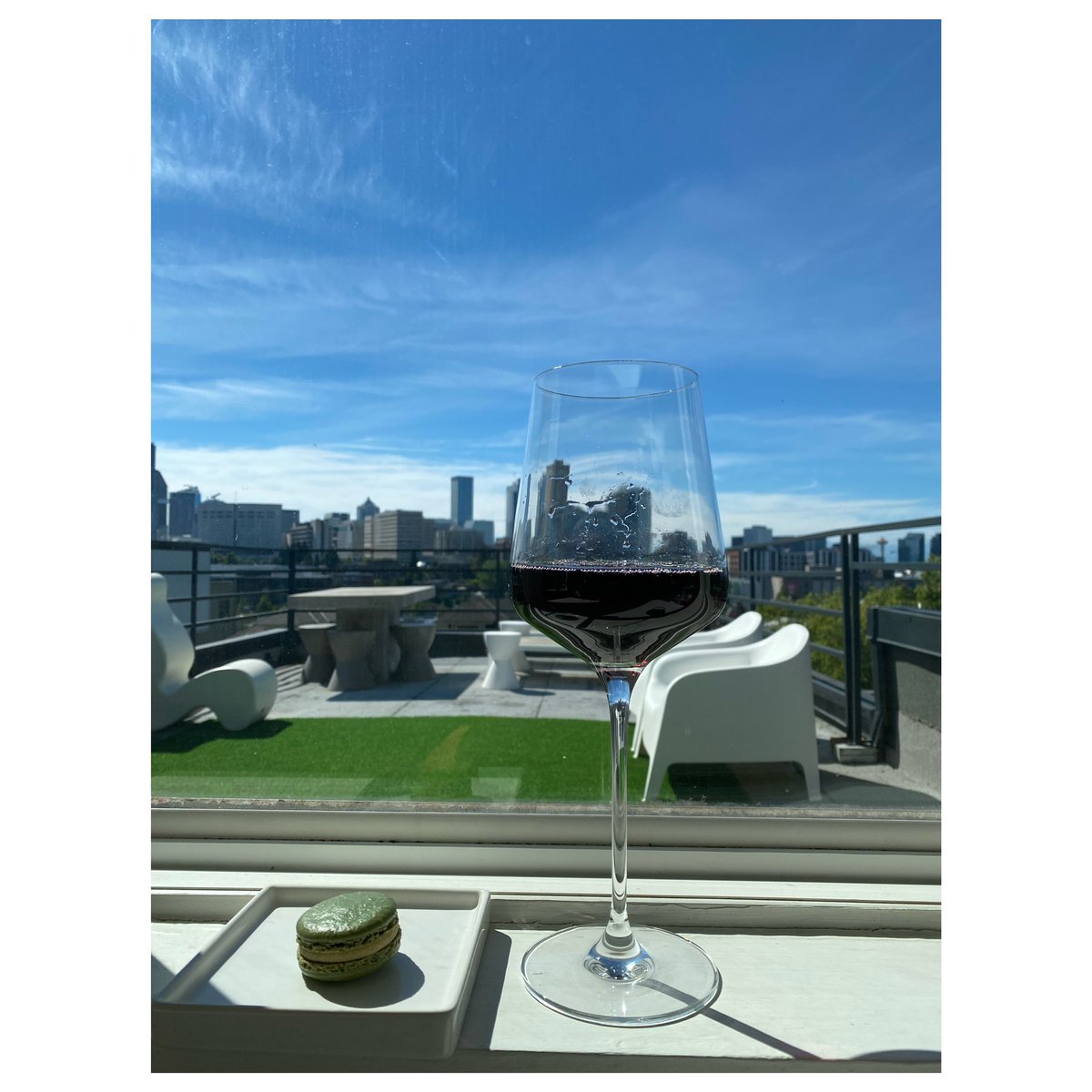 iStyle4Life's tweet photo. Current #POV 

#privaterooftop at #home in #CapitolHill #Seattle

#iHome #PentHouse #consultant #fashionintegration #integratedmanagedcare #istyle4life #privatepractive #strategist #ambassador #entrepreneur #androgynousmodel #commissioner https://t.co/bvq6JHiQtN