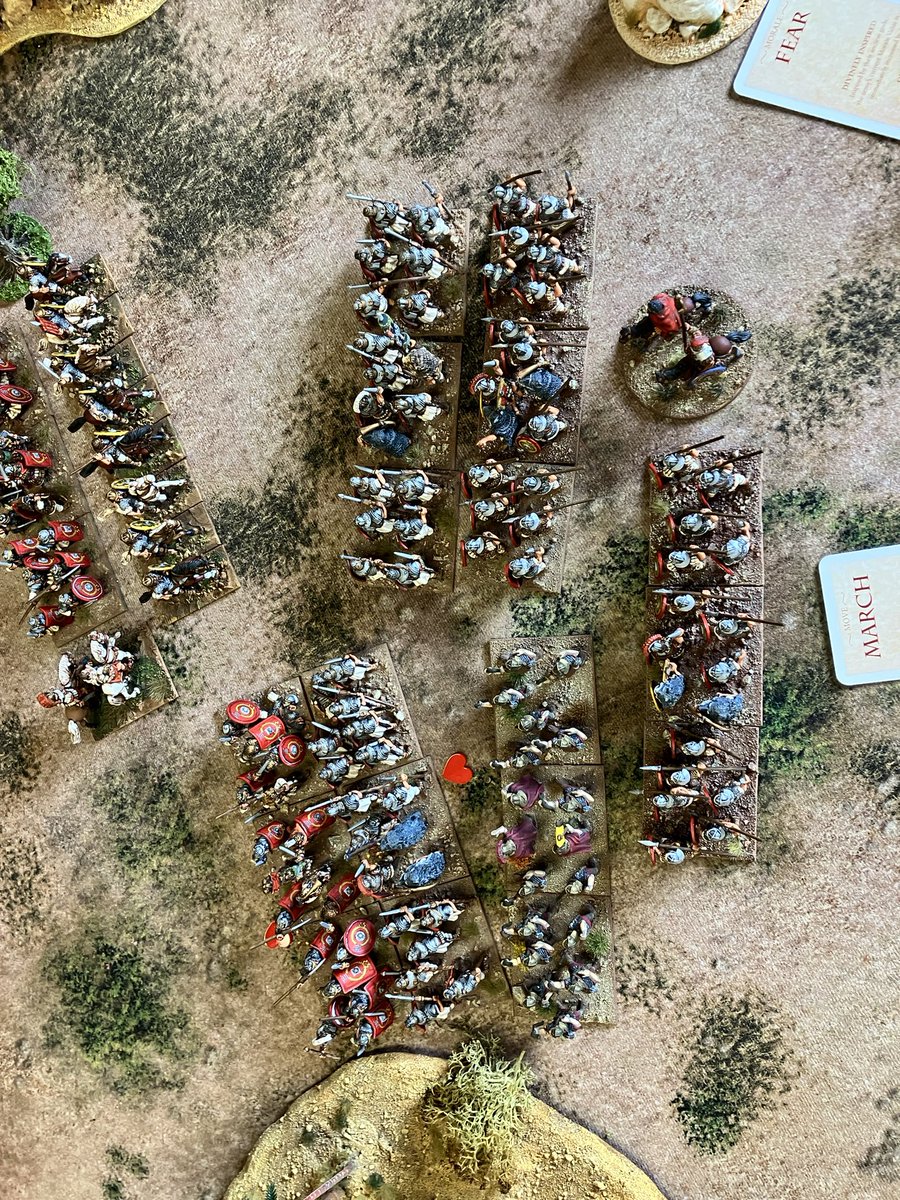 gareth_lane's tweet photo. Severus’ Preatorians continued their march down the centre and came within charge range of the enemy. This was going to be an all mighty clash of steel.
#28mm #romancivilwar https://t.co/PSuQFobO18