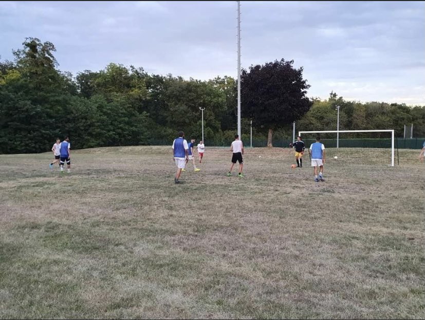FcFenay's tweet photo. Depuis plus de deux semaines maintenant, Perrigny-Fenay peaufine sa préparation pour débuter de la meilleure des manières la 1ère rencontre de championnat de D2 de son histoire le 4 septembre prochain https://t.co/m4fSXf8wID