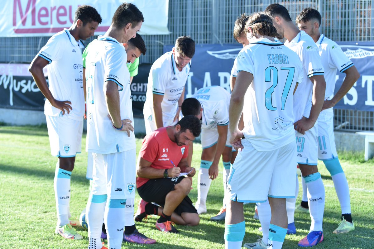 olbiacalcio's tweet photo. Cinque reti nel test con il Cagliari Calcio U18.
β½οΈ #Boganini β½οΈβ½οΈ #Contini β½οΈ #Zanchetta β½οΈ #Babbi
β‘οΈ https://t.co/cPDRItXTew https://t.co/wxVJBFt5b9