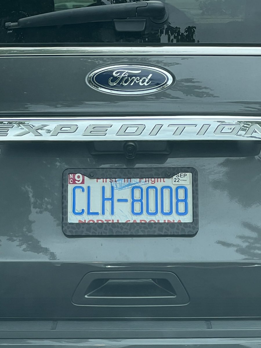 TRONNIE 🍌 tweet media