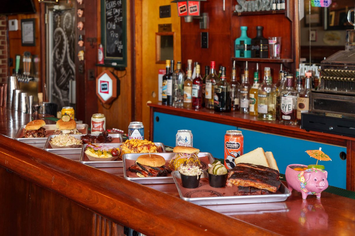 Delight your coworkers with our delicious catering!  👌 spt.to/GWEnY