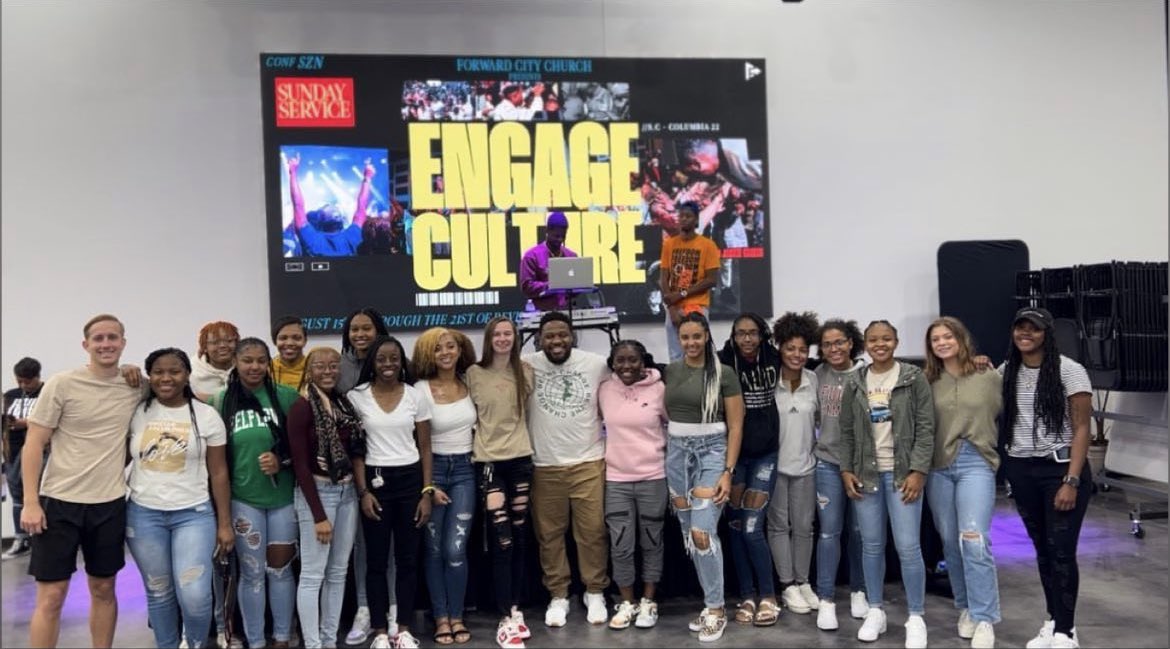 The Squad is back on Campus! That means Sunday Morning Worship TOGETHER‼️ So many great things ahead of us in 22’-23’‼️