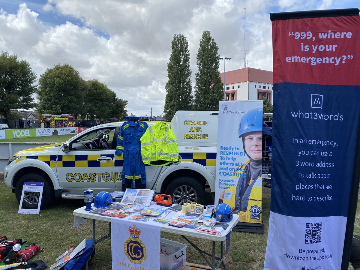 SuttonBridgeCG's tweet photo. A big thank you to @SHDC_CommDev for inviting us to their #Giveitago event at Spalding.
We met a lot great people young and old who attempted our #throwlinechallenge and with a great aim won one of our Colin the Coastguard bags!
In a emergency dial 999 ask for #Coastguard. https://t.co/MCwF8Mluce