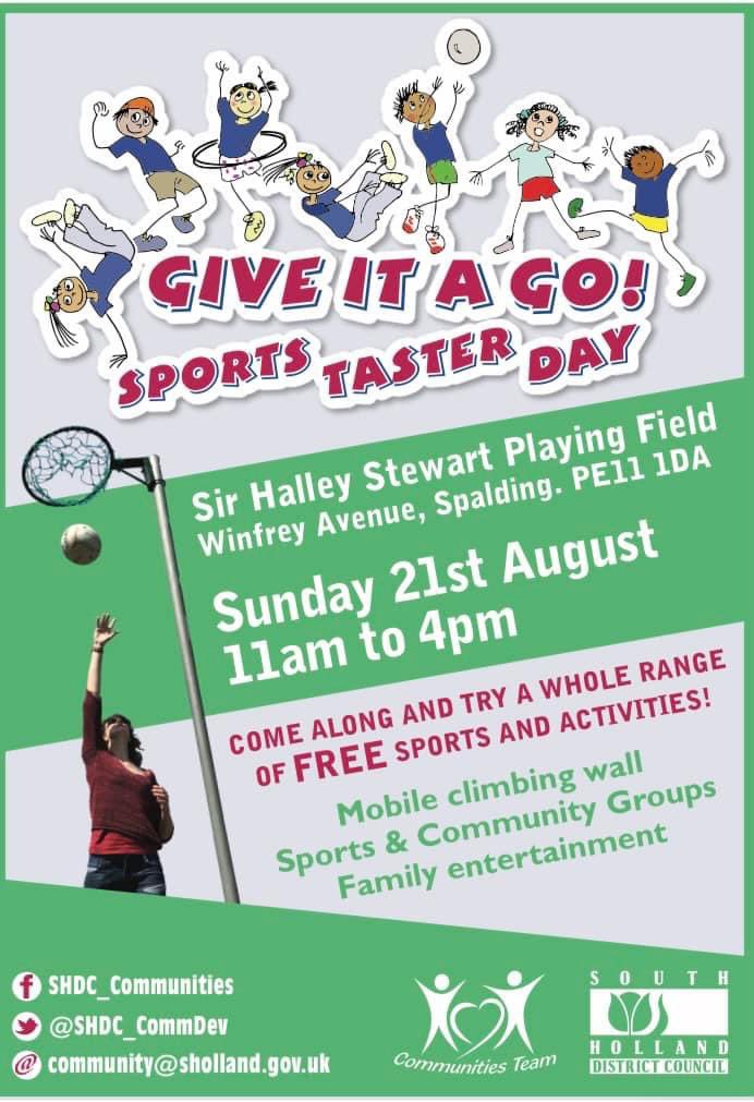 SuttonBridgeCG's tweet photo. A big thank you to @SHDC_CommDev for inviting us to their #Giveitago event at Spalding.
We met a lot great people young and old who attempted our #throwlinechallenge and with a great aim won one of our Colin the Coastguard bags!
In a emergency dial 999 ask for #Coastguard. https://t.co/MCwF8Mluce
