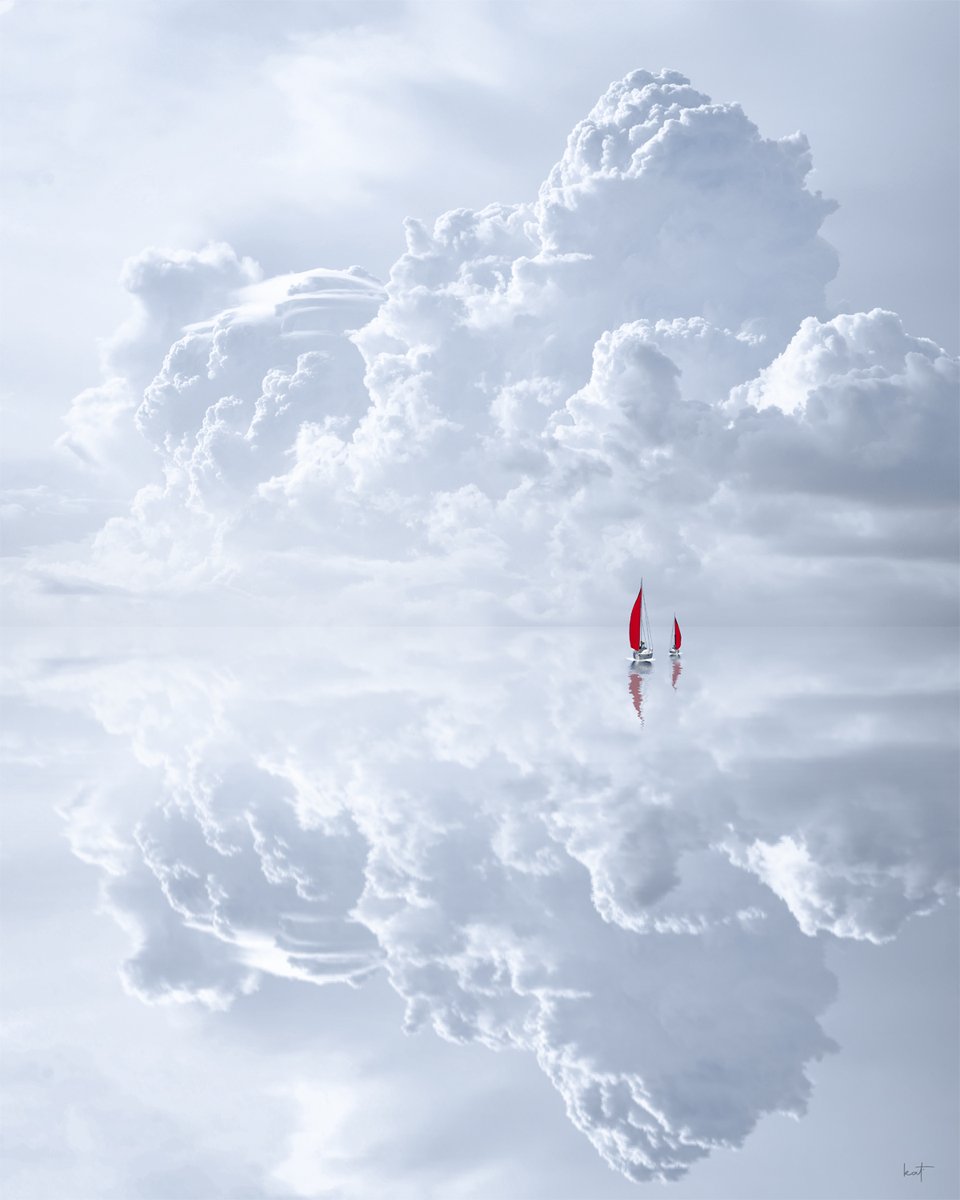 Minimalism is beyond time. It is the stillness of perfection.

→ Cloudscape
