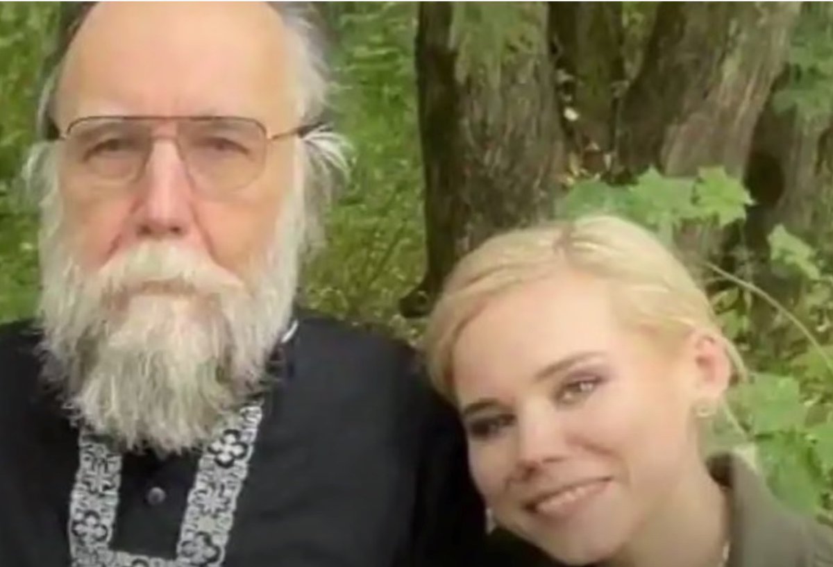 walidshoebat's tweet photo. Close Colleague Of Dugin: The One’s Who Murdered Dugin’s Daughter Could Have Been Ukrainian Intelligence Or Anti-Turkish Forces

https://t.co/KwPHohqDfp https://t.co/gLtwt745Qx