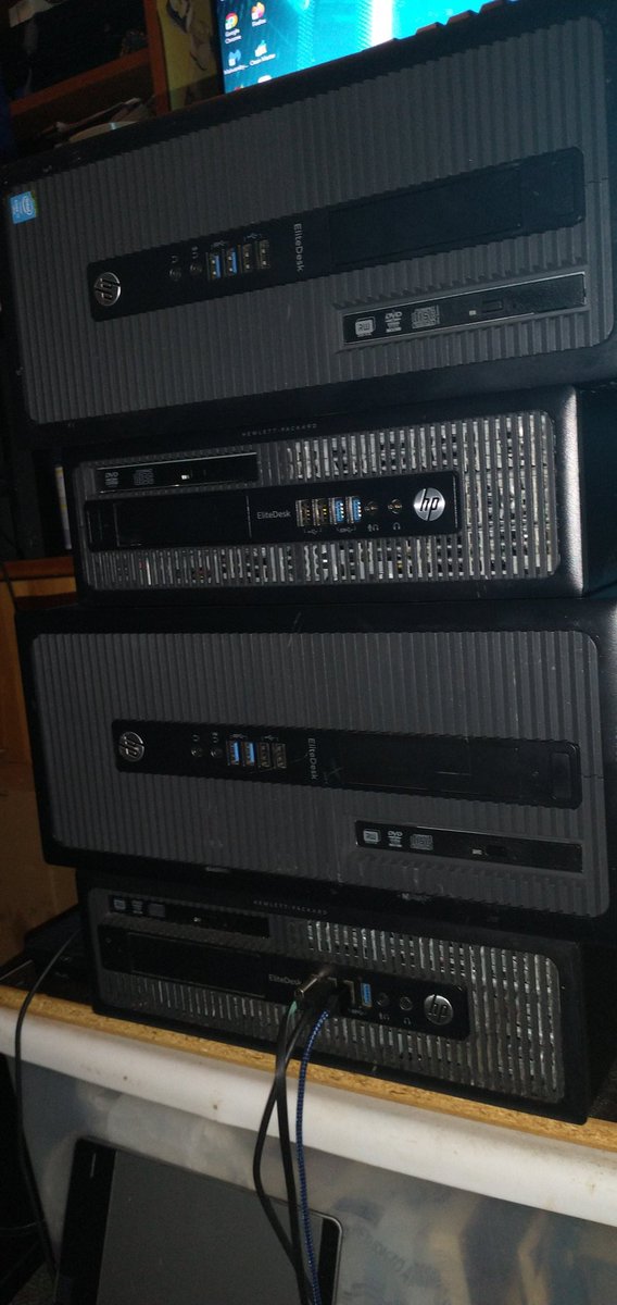 TheRealAlpha2's tweet image. ...That escalated quickly. I ordered a larger case for my computer (one at the bottom,) but the seller sent the same small kind. When I told them they made a mistake they told me to keep it and sent me the right one... Then the next day, another showed up!