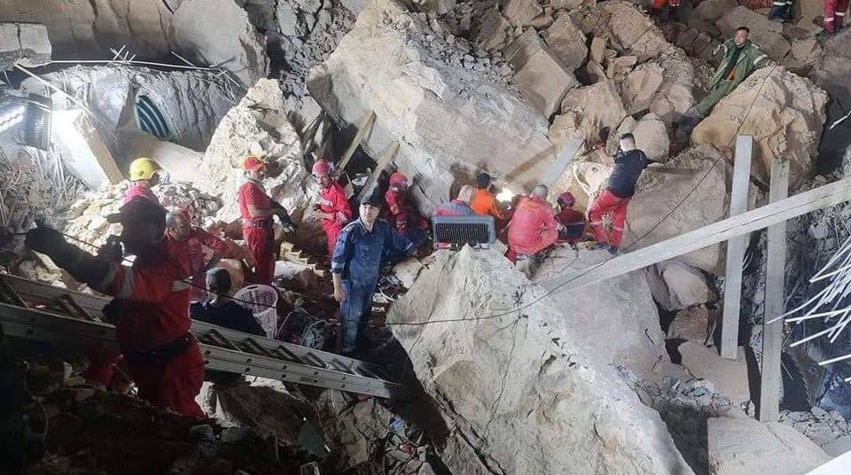 نتقدم بتعازينا ومواساتنا لذوي ضحايا حادث الانهيار الذي حصل في مزار قطارة الإمام علي (ع) متمنين الشفاء العاجل للمصابين والجرحى ،ونثمن الجهود التي تعمل لمساعدة وانقاذ من تبقى منهم.

رحم الله الشهداء والشفاء العاجل للجرحى
 #قطارة_كربلاء