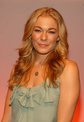 Happy Birthday to LeAnn Rimes - 