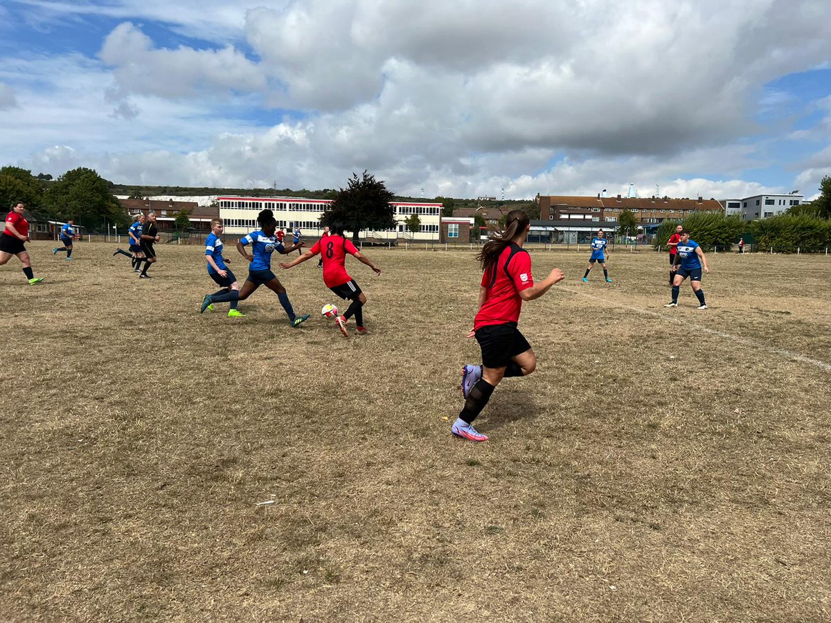 widbrookres's tweet photo. FULL TIME 
Paulsgrove 0 - 3 Widbrook United 

Some superb passing and moving from both teams today, battling hard. Good goals from the girls who didn’t give up battling against a strong defence and keeper. 
Thankyou for hosting today @PaulsgroveFC and good luck for the season. https://t.co/hd0irCUzw7