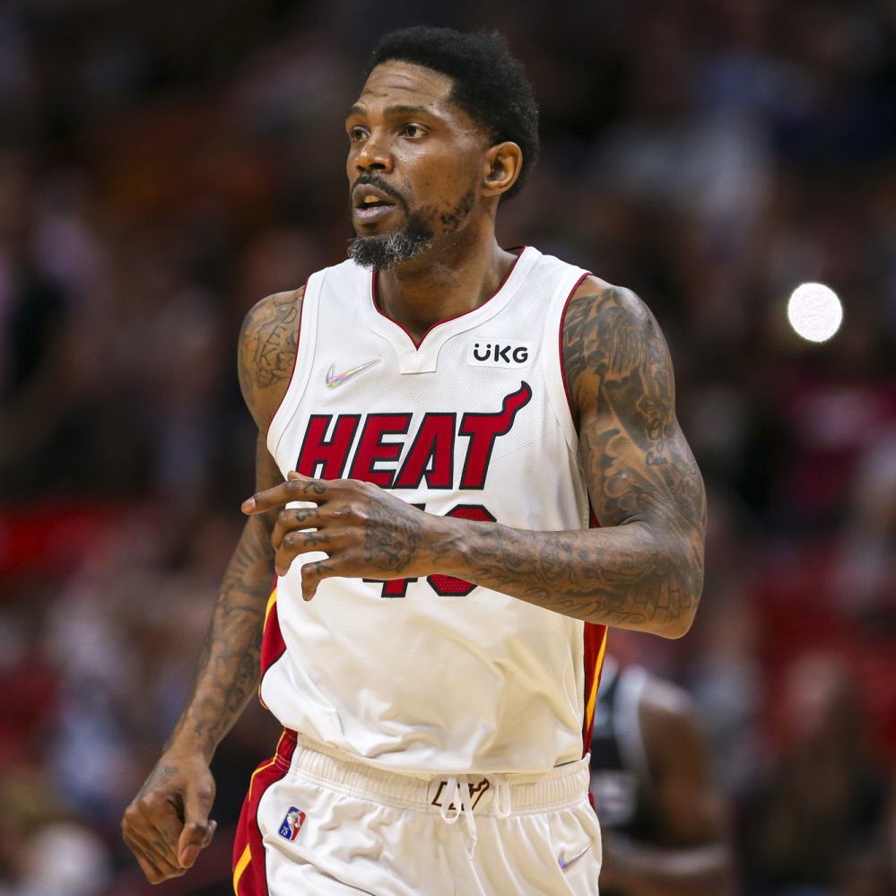 Legion Hoops tweet media