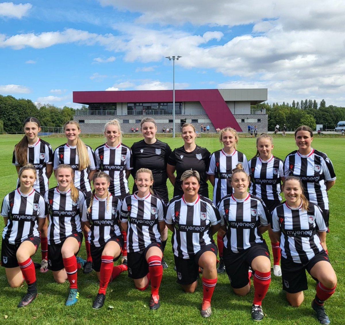 CLGoodwin1987's tweet photo. Great 6-3 win for @officialgtfc Ladies today against Rotherham.
#SquadGoals https://t.co/8WBUW6qNPN