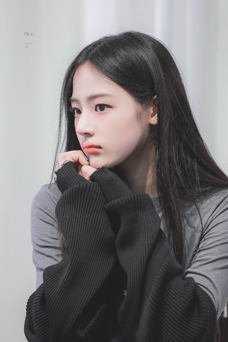 Bleu_0507's tweet image. 220821 ✨✨
#민지 #뉴진스
#MINJI #NewJeans