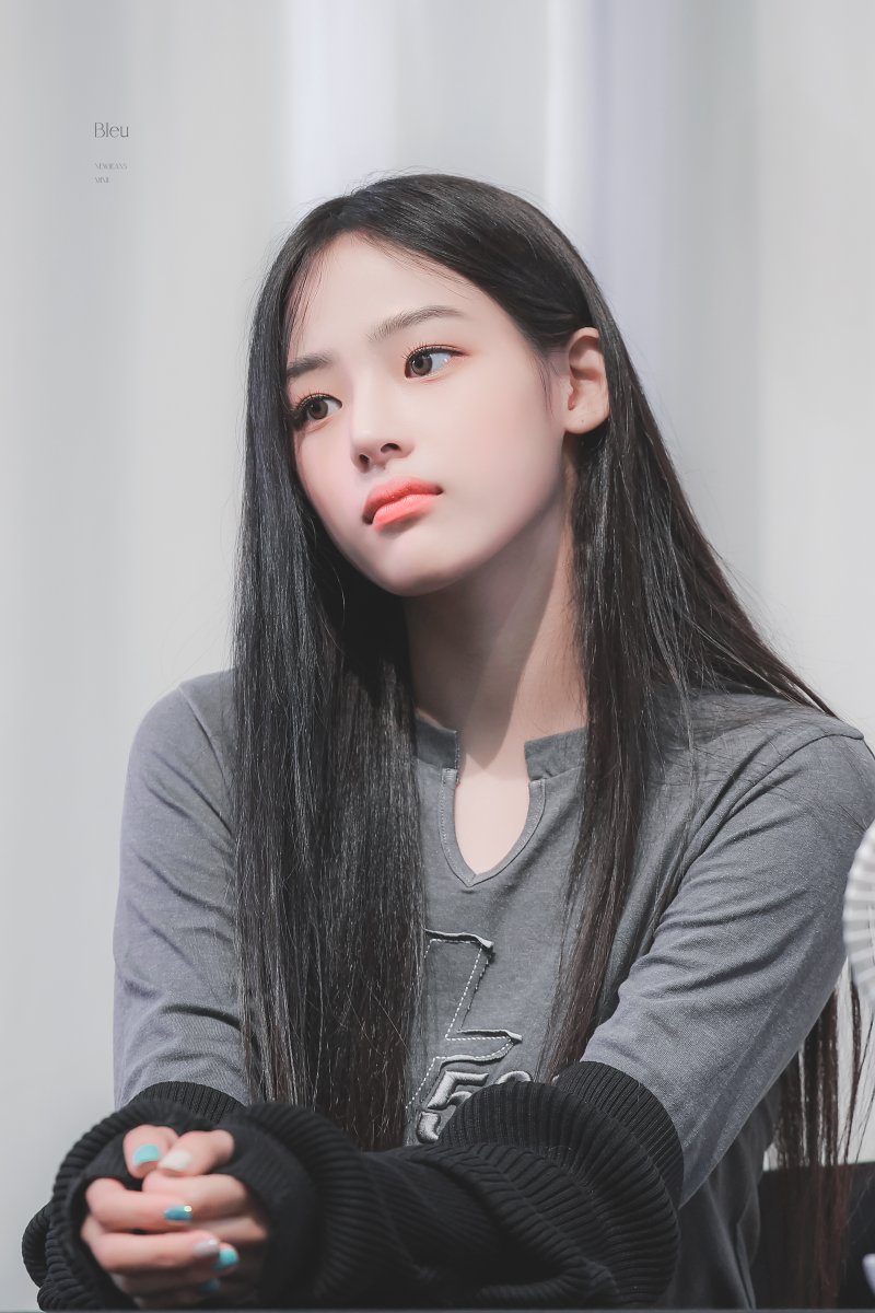 Bleu_0507's tweet image. 220821 ✨✨
#민지 #뉴진스
#MINJI #NewJeans