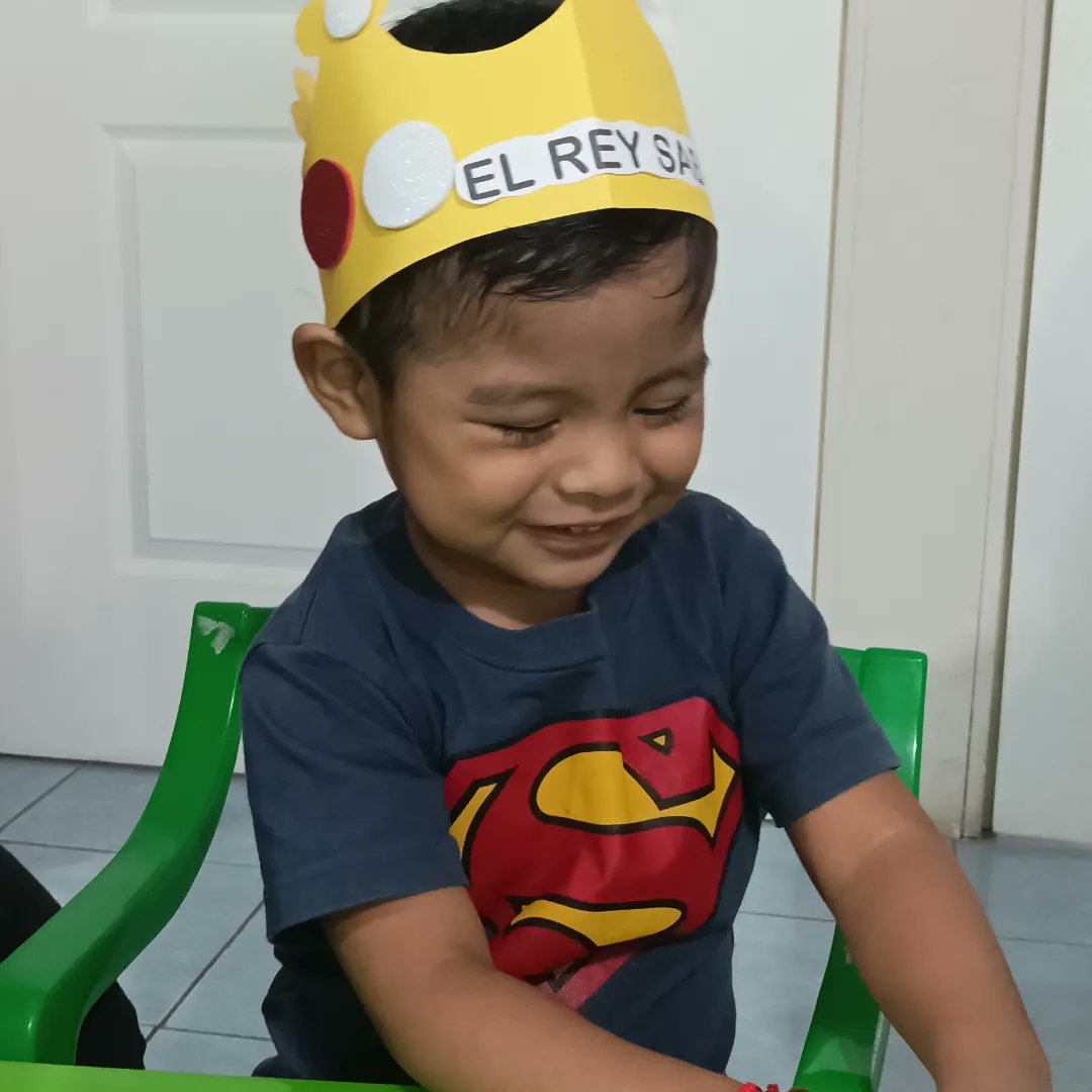 COMPAZITOSBaby's tweet photo. 🤴 El rey Sabio Salomón 

Y si alguno de vosotros tiene falta de sabiduría, pidala a Dios, el cual da a todos abundantemente y sin reproche, y le será dada. Santiago 1:5

#CompazitosBaby
@PastorVladimir
@EsmeraldadeRiva https://t.co/E3loYw7r6w