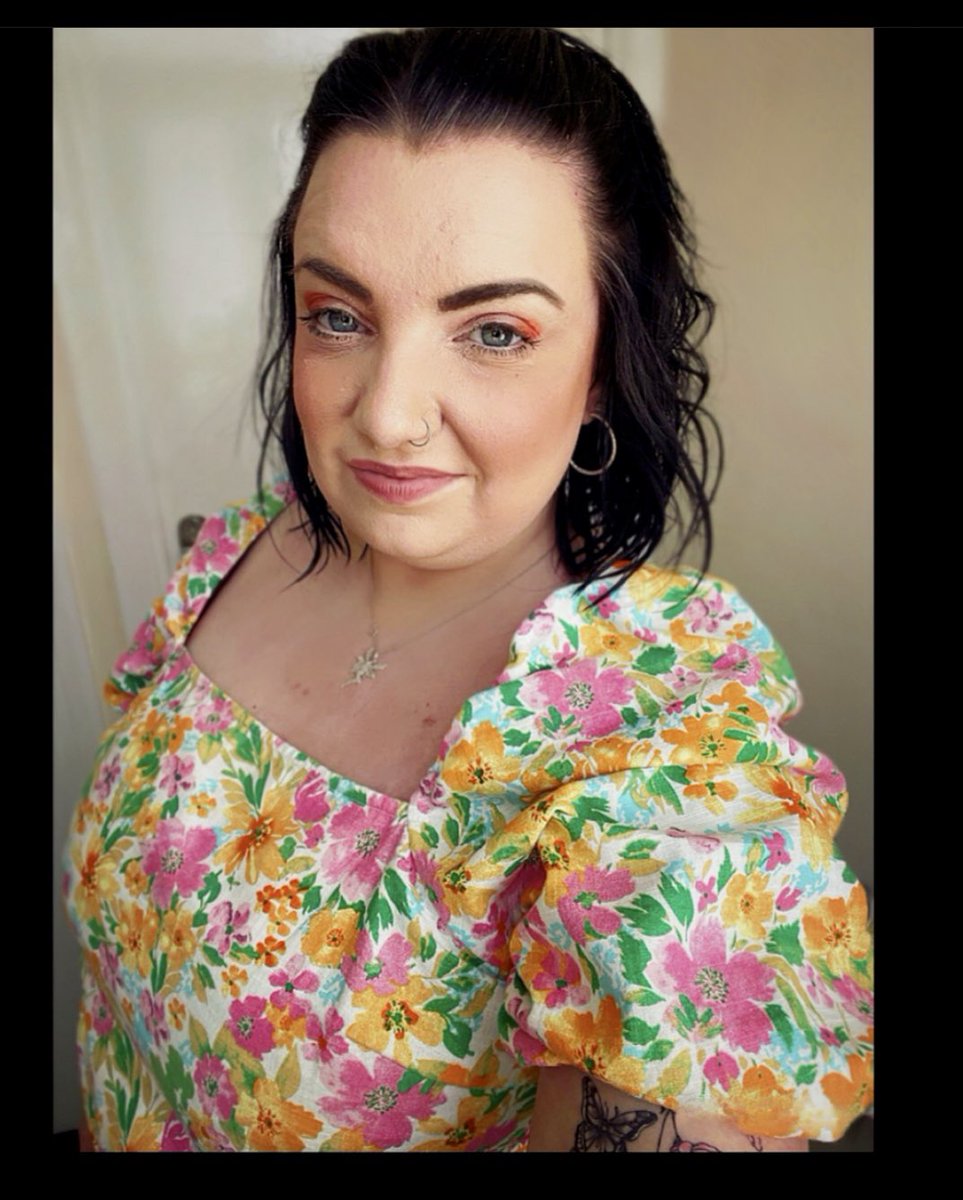 kelly_xm_'s tweet photo. Been a long week, trips to hospital, going through a bad flare up and have felt rubbish physically & mentally. Enjoyed relaxing & resting this weekend๐ธ #selfie #chronicpain #arthritis #arthritisawareness #versusarthritis #osteoarthritis #aclrupture #meniscustear #flareup https://t.co/AssAl5s6lK