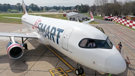 TurismoHoyCol's tweet photo. @VuelaJetSMART  suma su 70° ruta en América Latina y conectará Argentina y Paraguay desde noviembre de 2022
https://t.co/rPUoGytFUq https://t.co/ckk7Yj7K3I