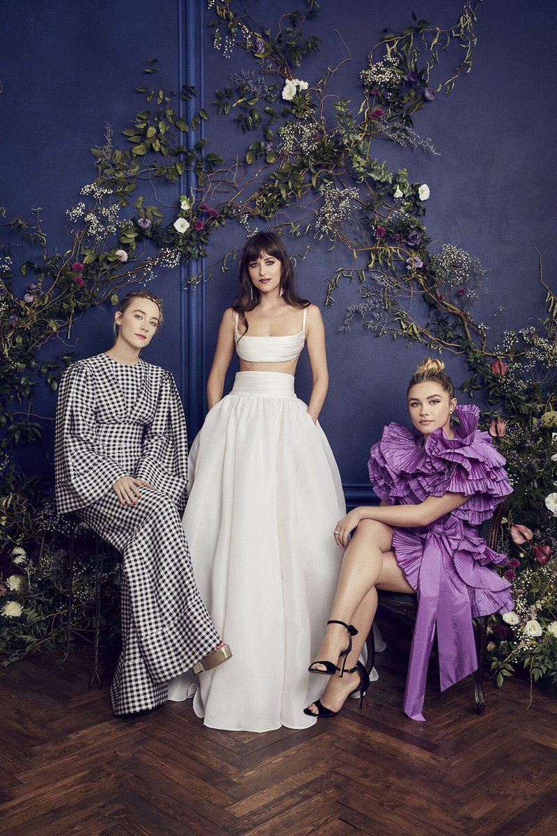 yelenaspugh's tweet photo. i feel like it’s my duty to regularly remind everyone of this pic of florence pugh, dakota johnson and saoirse ronan https://t.co/83Mp0iWGpp