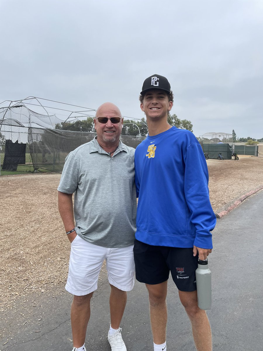 MLB_journey's tweet photo. Blessed to have @qualityatbats Steve Springer spend some time today w @JackHaferkamp prior to his event w North County Mavericks. If you haven’t heard the talk, you need to, gets better every time !! #COMPETEwCONFIDENCE https://t.co/JABCSrERGy