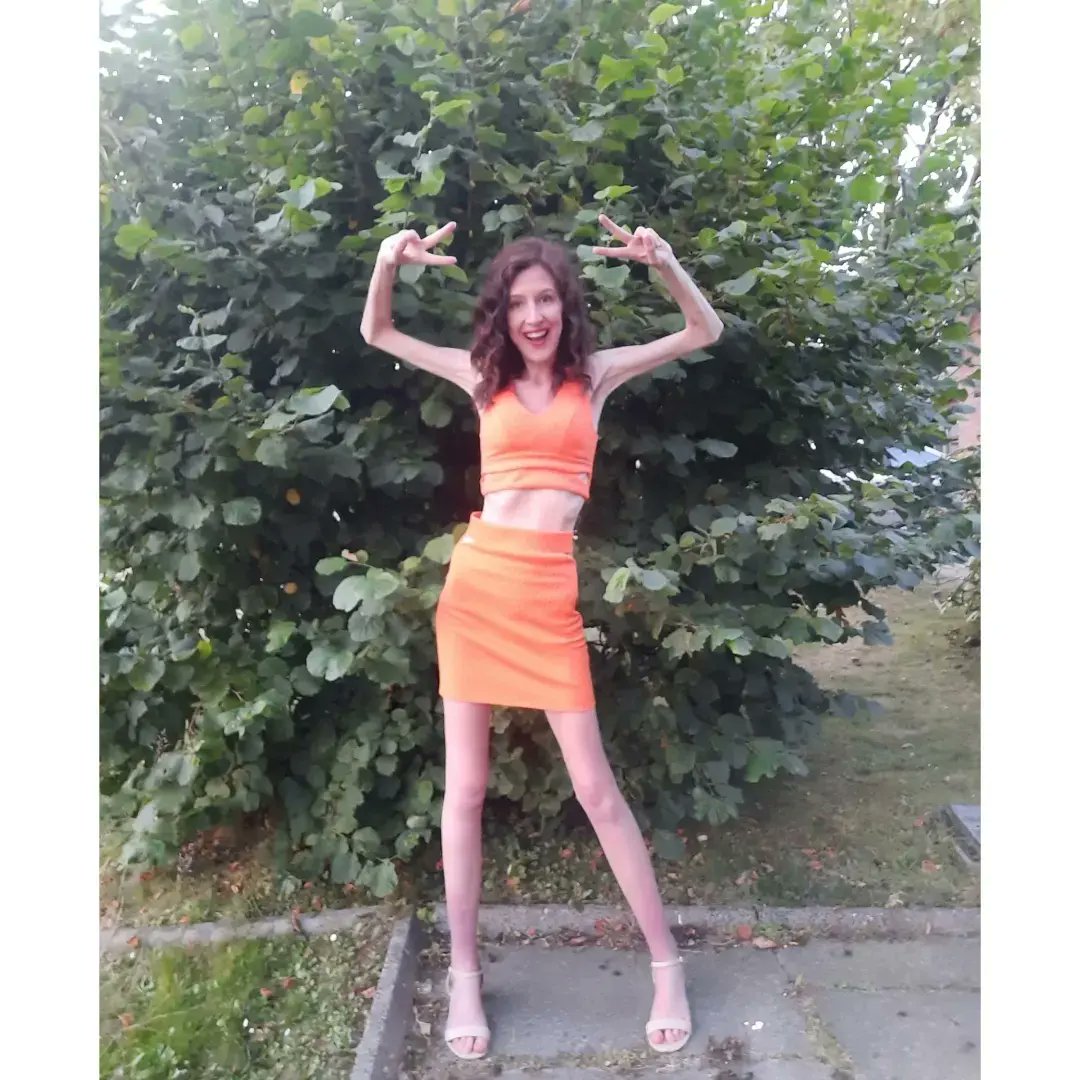 potatobreadgirl's tweet photo. Anyone else miss Nickelodeon's old shows? Ren & Stimpy. Rockos Modern Life. Ahh! Real Monsters....man I could go on! 🙄 Best I can do is dress like it! 😎 #missselfridge #daddylonglegs #orange #summer #lean #orange #90s #Nickelodeon #yeo #ni #northernireland #messin #chillin https://t.co/ra6yZnlmXX