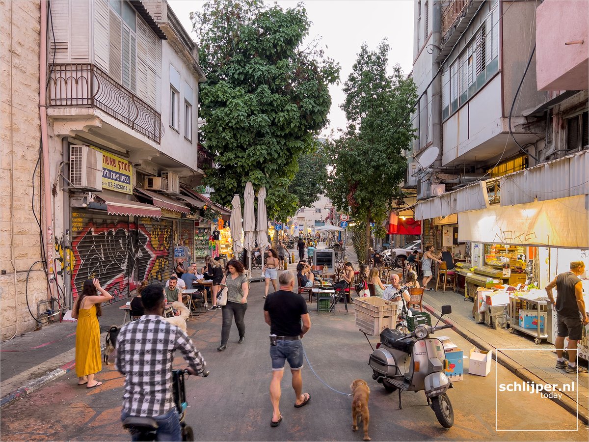 schlijperisrael's tweet photo. Levinsky
18 08 2022 #TelAviv #Levinsky #carfree #StreetsForPeople https://t.co/rxER4jTyWi