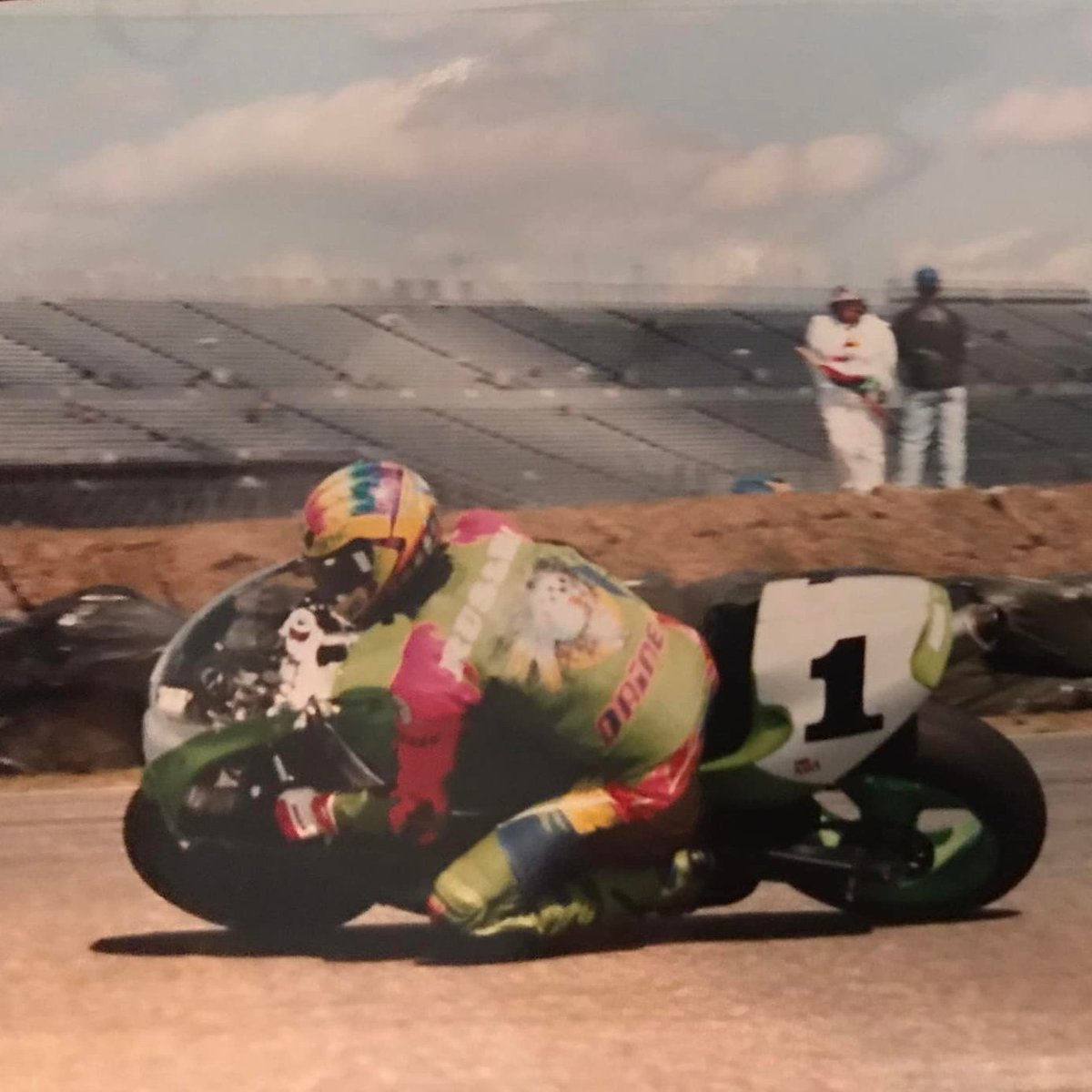 popsyosh34's tweet photo. #ScottSunday 🇺🇸1⃣🏁 https://t.co/60QfZ5DtmL
