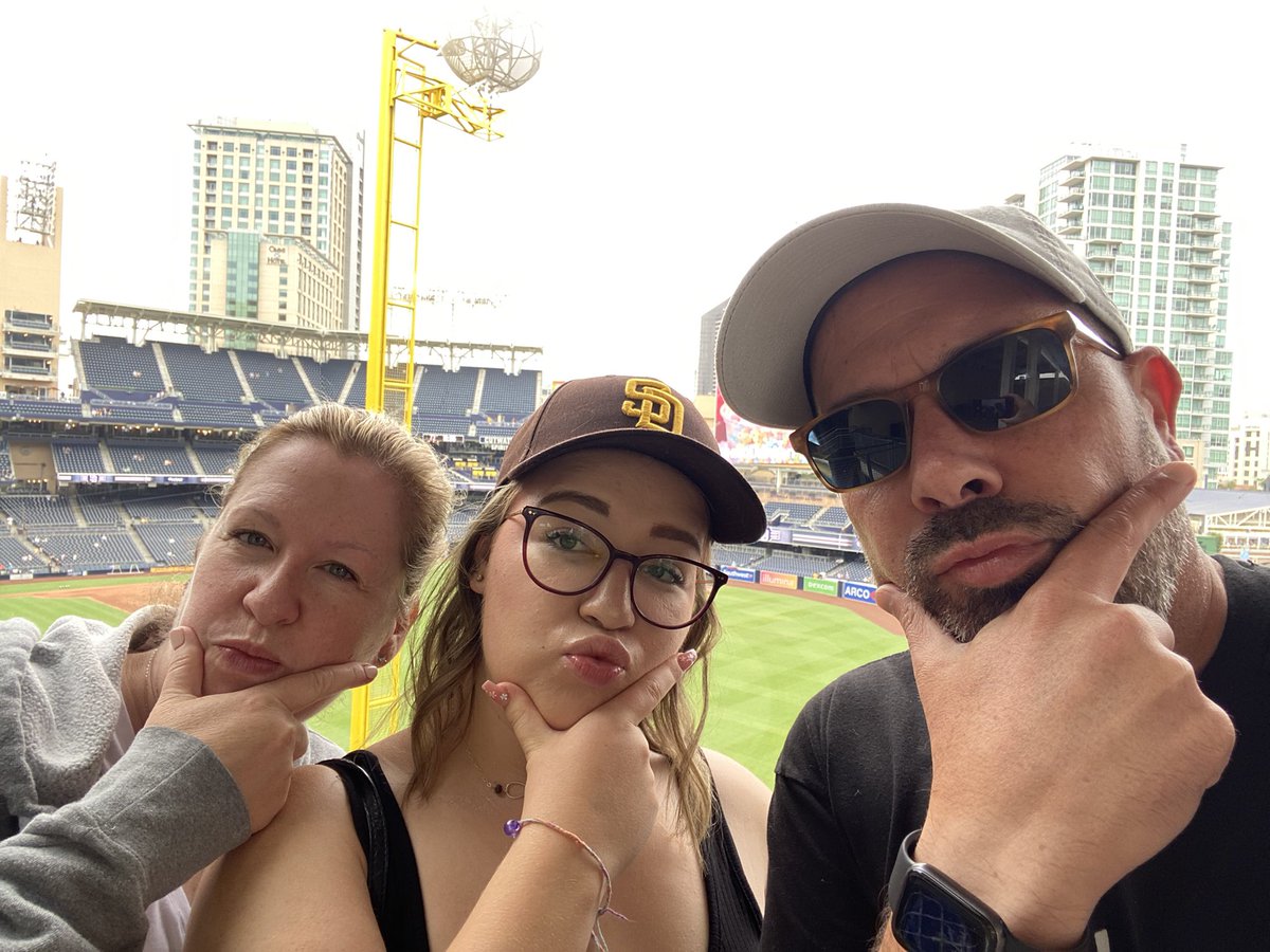 RyanDManley's tweet photo. #Padres https://t.co/ZiXxZQx8Rd