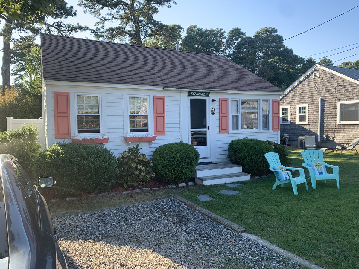 ericpatel's tweet photo. Grateful for our 1st Cape Cod rental and a fun vacation! #beach #restaurants #shopping #biking #theatricalperformance #museum #kayaking https://t.co/tD894Ki7xc