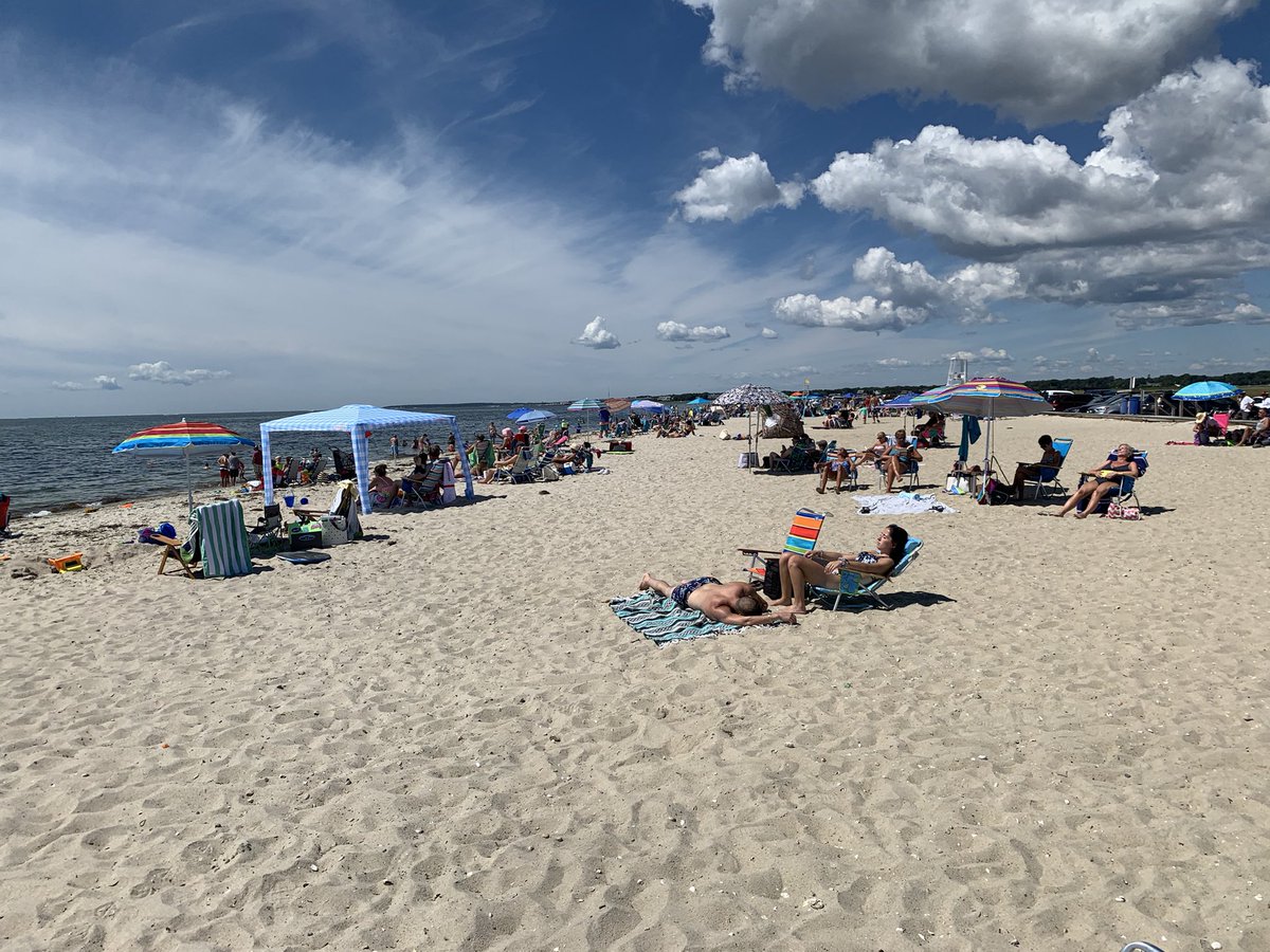 ericpatel's tweet photo. Grateful for our 1st Cape Cod rental and a fun vacation! #beach #restaurants #shopping #biking #theatricalperformance #museum #kayaking https://t.co/tD894Ki7xc