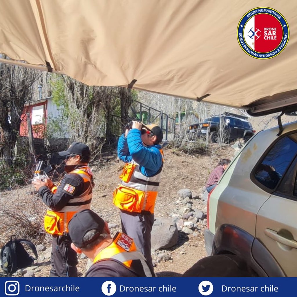 DroneSARChile's tweet photo. Nuestro equipo Dronesar, zona región metropolitana se encuentra desplegada en el sector Baños Morales - Cajón del Maipo, realizando monitoreo de la ladera con acumulación de nieve y fotogrametria de la zona, a solicitud de @onemichile y Delegación presidencial @DPPCordillera https://t.co/MGr8QT7Dr3