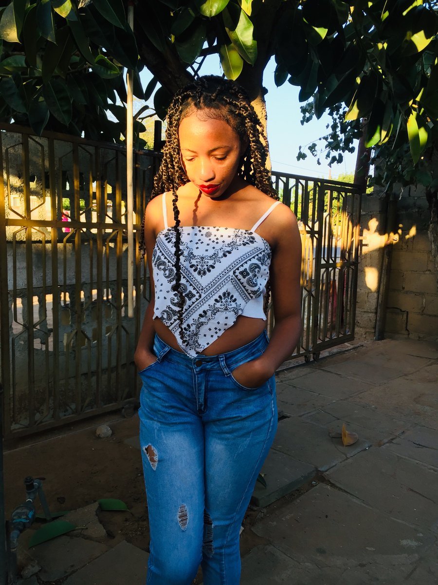 KModubi's tweet image. 