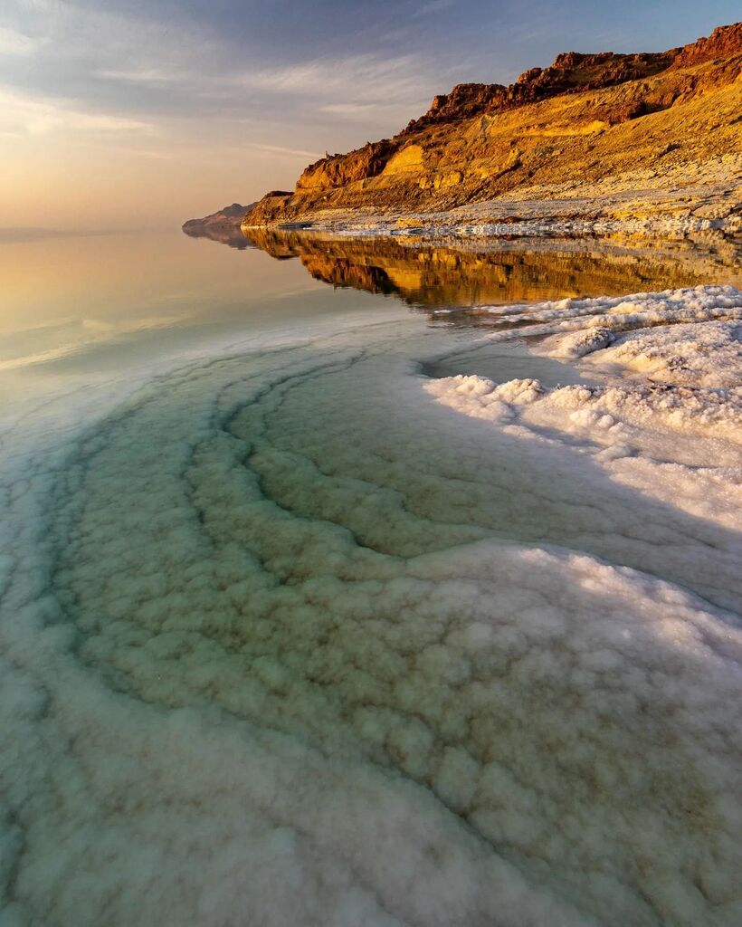 dustinmain's tweet photo. Colours of the Dead Sea

Just a couple of months away until my next trip to Jordan. 

The Dead Sea is both super photogenic and very challenging.  The photogenic part is easy, you just need to know the right places. 

But there are many challenges.  The exceptionally bright … https://t.co/iDrPXUVIuI