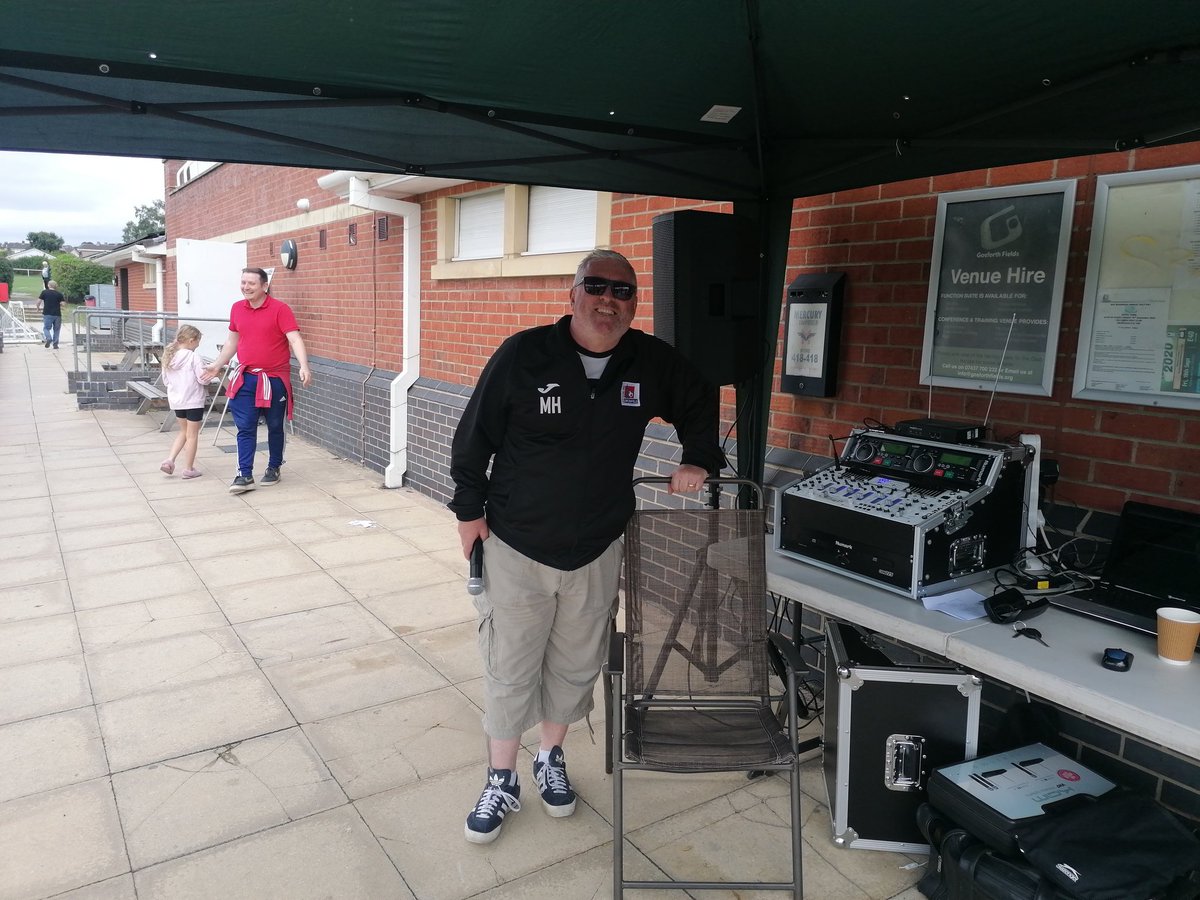 Our volunteers we're amazing today,  thank you to all u10's parents for assisting today.
Mick out club DJ was a class act!  🕺🎶😁👌