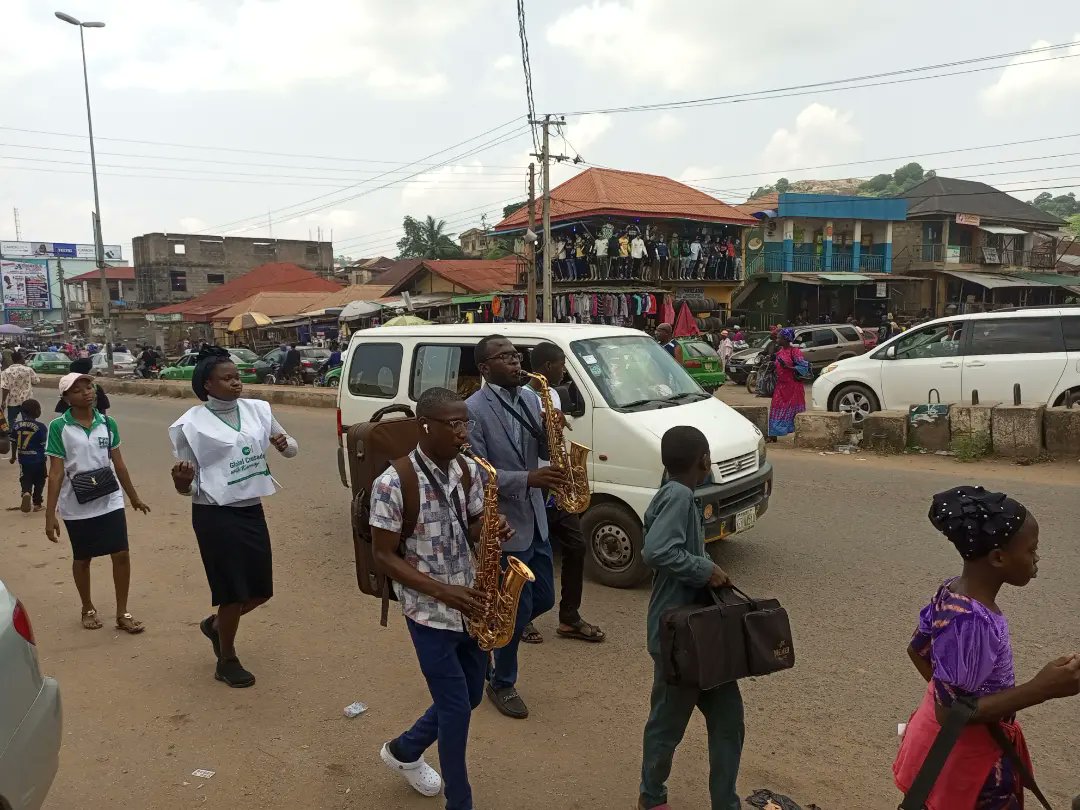 Ofodupraise's tweet photo. One Million Walk for GCK August Edition with PASTOR W F KUMUYI || Live from Ado Ekiti || Satan is in trouble already
#GCK2.0
#GlobalCrusadewithKumuyi
#triumphantpower
#ondo
#OneMillionWalk https://t.co/7AmAPJPjWw