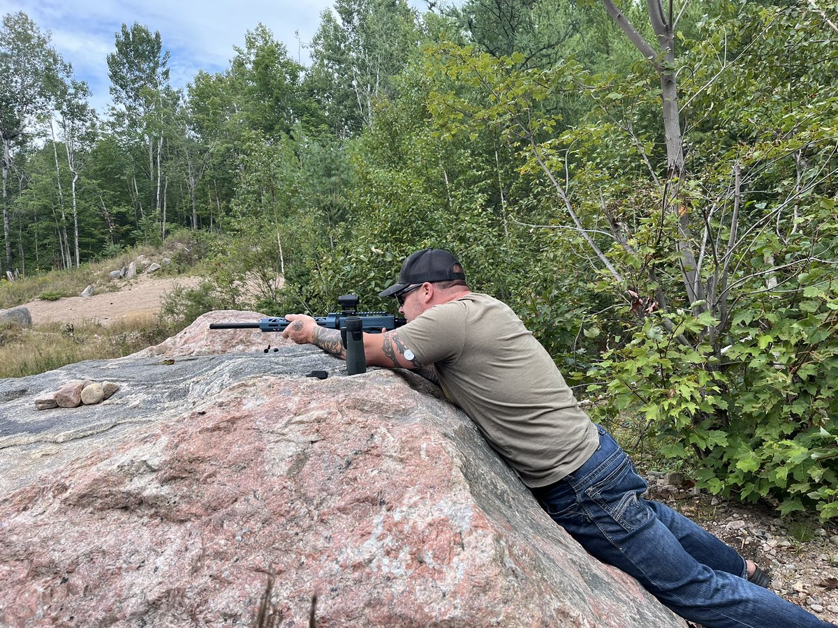 TWilsonOttawa's tweet photo. Jeep’s 2 days old and we have it out in the bush … got #BlueBelle tuned perfectly and had a little fun doing it 🇨🇦💙🙌🏼🤩 #TeamCCFR #GetOutside #JustShoot #NewCar #BreakHerIn https://t.co/BTZadKKQXP