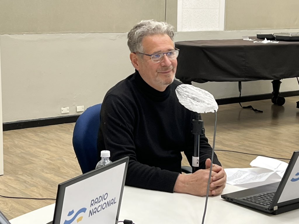 Todos los domingos a las 22 hs te invito a escuchar Corazón Nstivo por <a href="/FolkloricaFM987/">Radio Nacional Folklórica FM 98.7</a>. Música, poesía, canciones y artistas invitados. 

radionacional.com.ar/nacional-folkl…