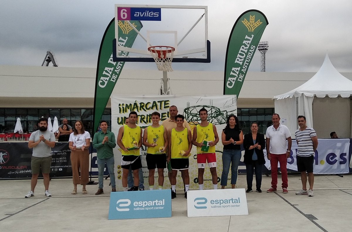 FBPA_asturias's tweet photo. 💠 TOUR 3X3 FBPA // 3X3 SAN AGUSTÍN //

⛹🏻‍♂️ CAMPEÓN CATEGORÍA JUNIOR MASCULINO

🏀 ENHORABUENA 👏

@CRASTURIAS @AytoAviles @FBPA_asturias #Tour3x3FBPA https://t.co/NnpCERqwvs