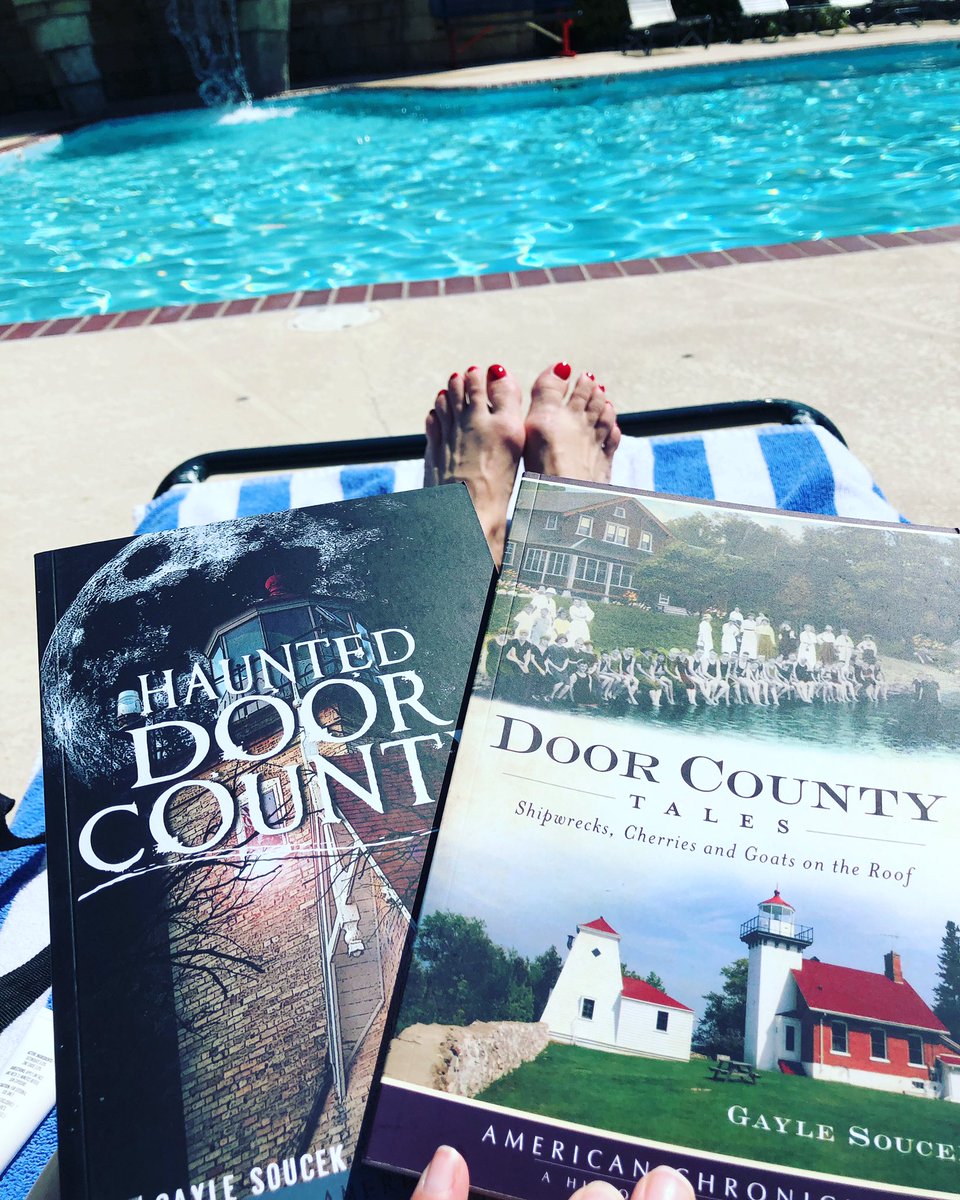 My favorite thing to do when I am traveling is to find a local bookshop so I can and read up on the local legends and ghost stories. Thanks to the charming <a href="/NovelBayBooks/">Novel Bay Booksellers</a> for my pool reading! 
👻~ @NCTFowler ❤️👻 ☠️ #HistoryNerd #ResearchGeek #Paranormal #GhostStories #amreading