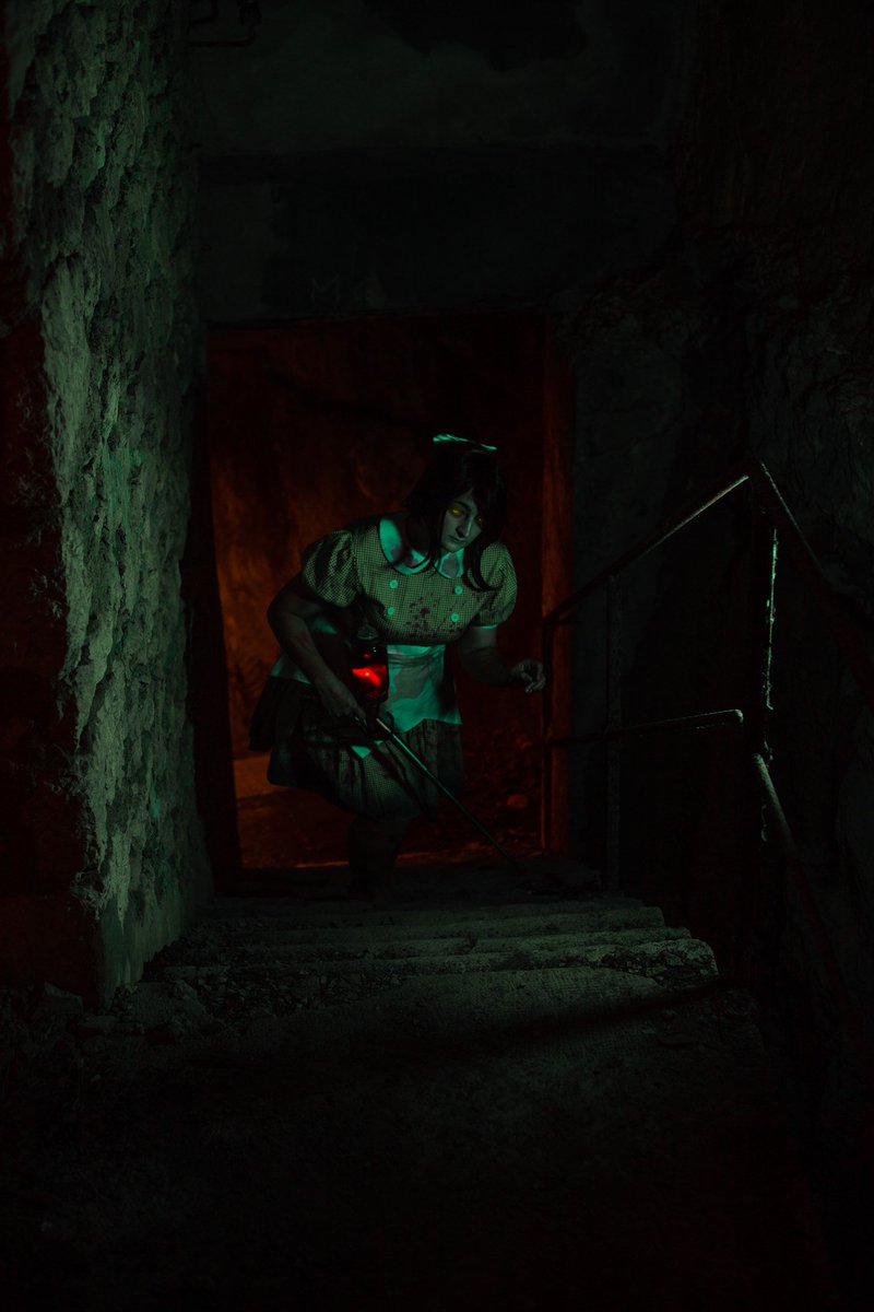 Hynama1's tweet photo. 🎂Happy Anniversary #BioShock15
Bioshock is my favorite video game license, that's why today I'm sharing my cosplay of the Little Sister✨ https://t.co/dgaWBTLwXP