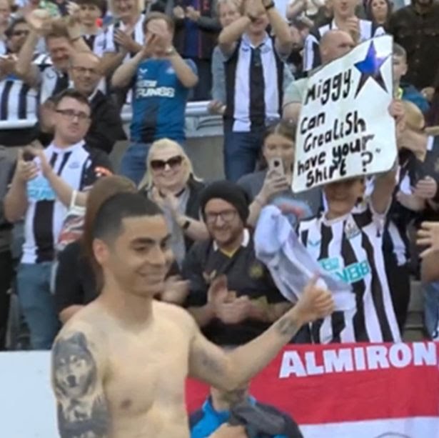 djpyrotek13's tweet photo. @JackGrealish in your face ya clown  #almiron #toonarmy https://t.co/vOW3S8xmym