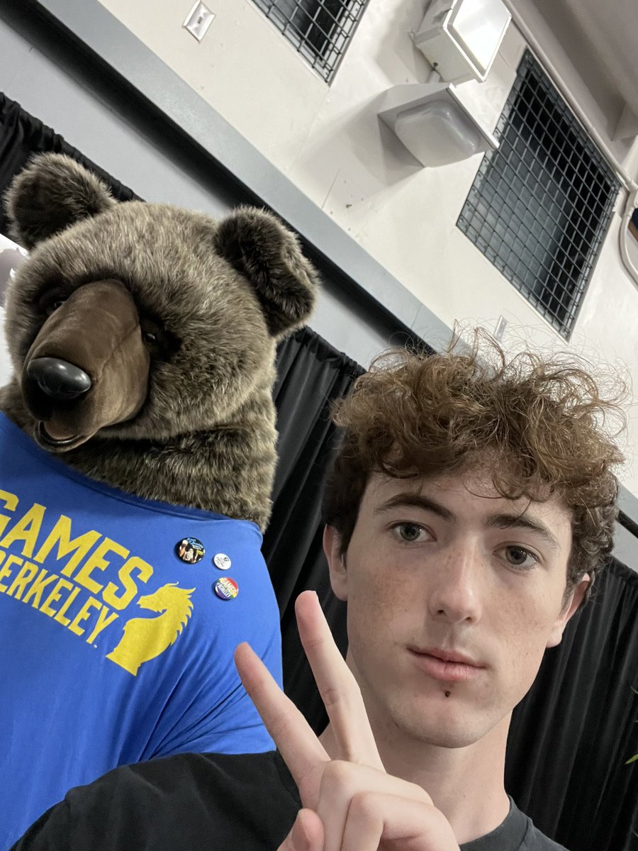 Emmet Kneafsey tweet media