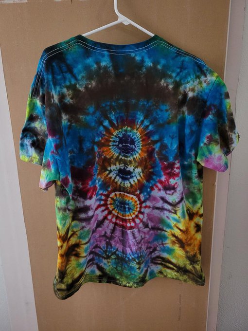 This is the back of the shirt https://t.co/awGZwrXMvh