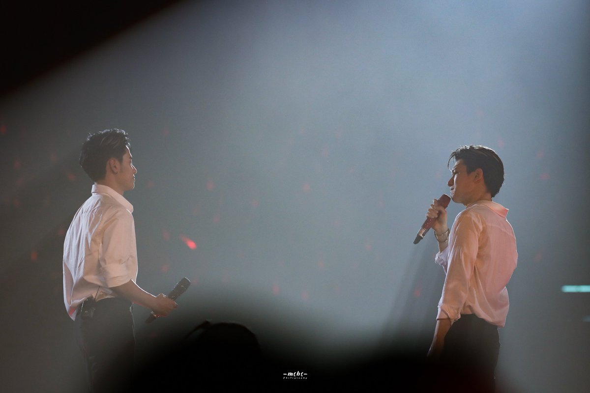 __moonandsun's tweet photo. Once and always be forever 

#LOLFanFest2022
#KristSingto #คริสสิงโต
#LOLKristSingto https://t.co/WvIpKabveN