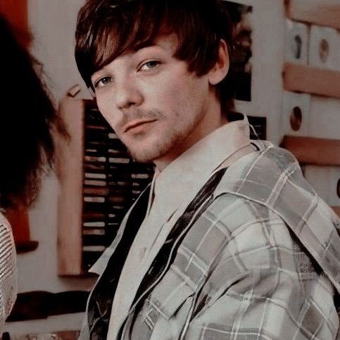 _Sweet_OOO_'s tweet photo. 🦋 | Pleasures ON A bus 🌻 Larry | 🦋
Onde um doce menino de olhos verdes e cachos se vê ansioso para voltas as aulas, para poder ver um certo alguém que o deixa com borboletas na barriga...
#LarryStylinson #ltops #hbottom
#Wattpad #fanfiction #oneshot https://t.co/Yn82GY2RAo